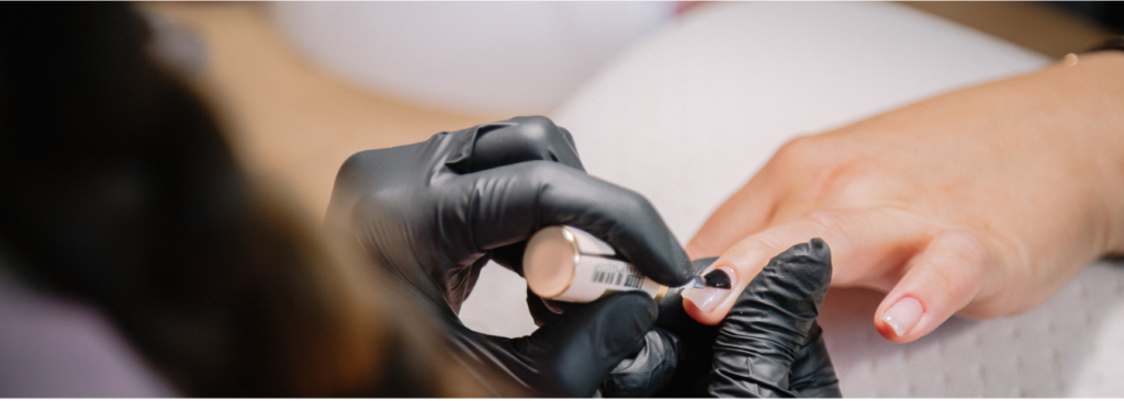 MANICURE KLASYCZNY